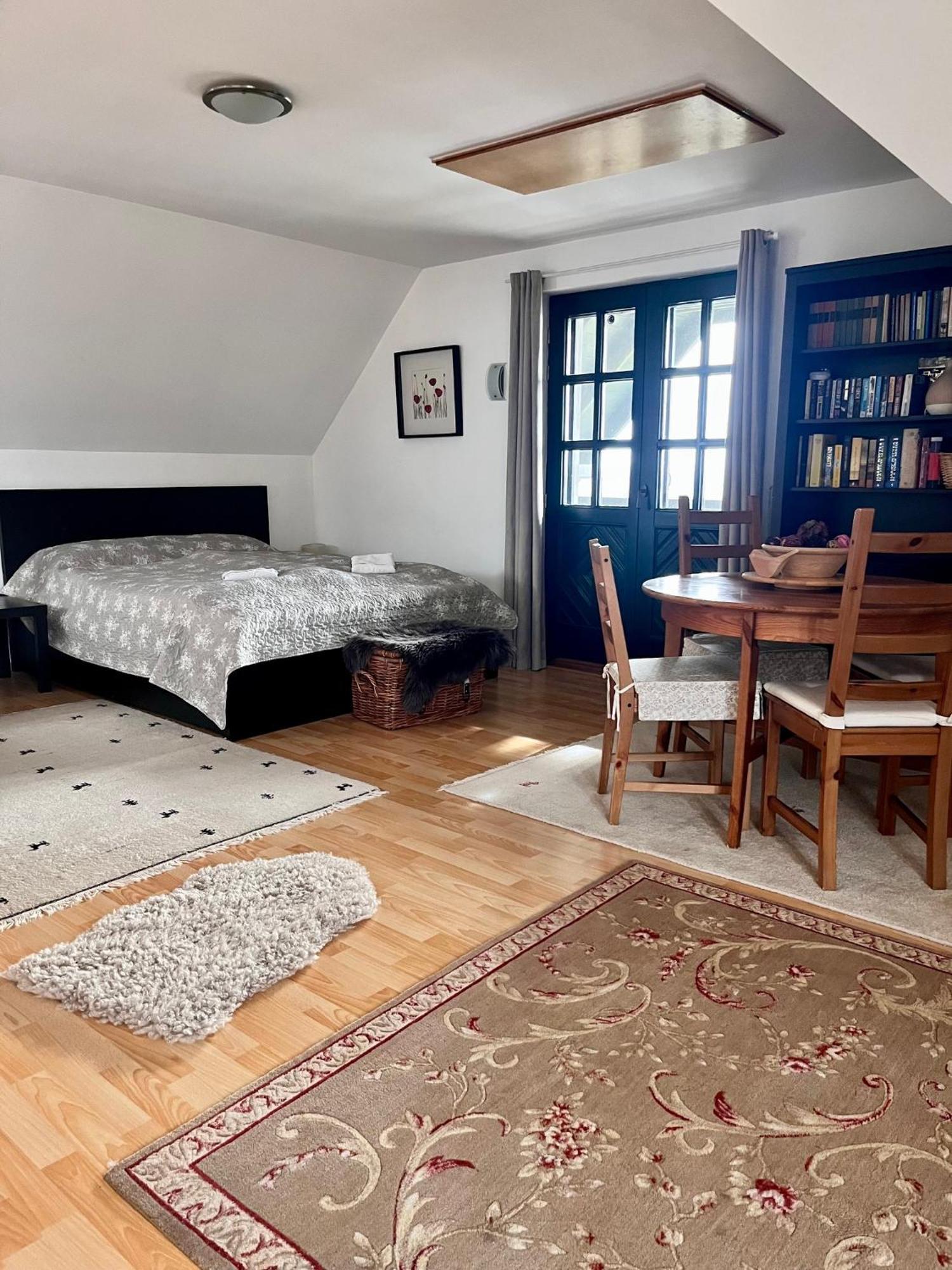 Somlo Wineshop Guesthouse Somlovasarhely Ngoại thất bức ảnh